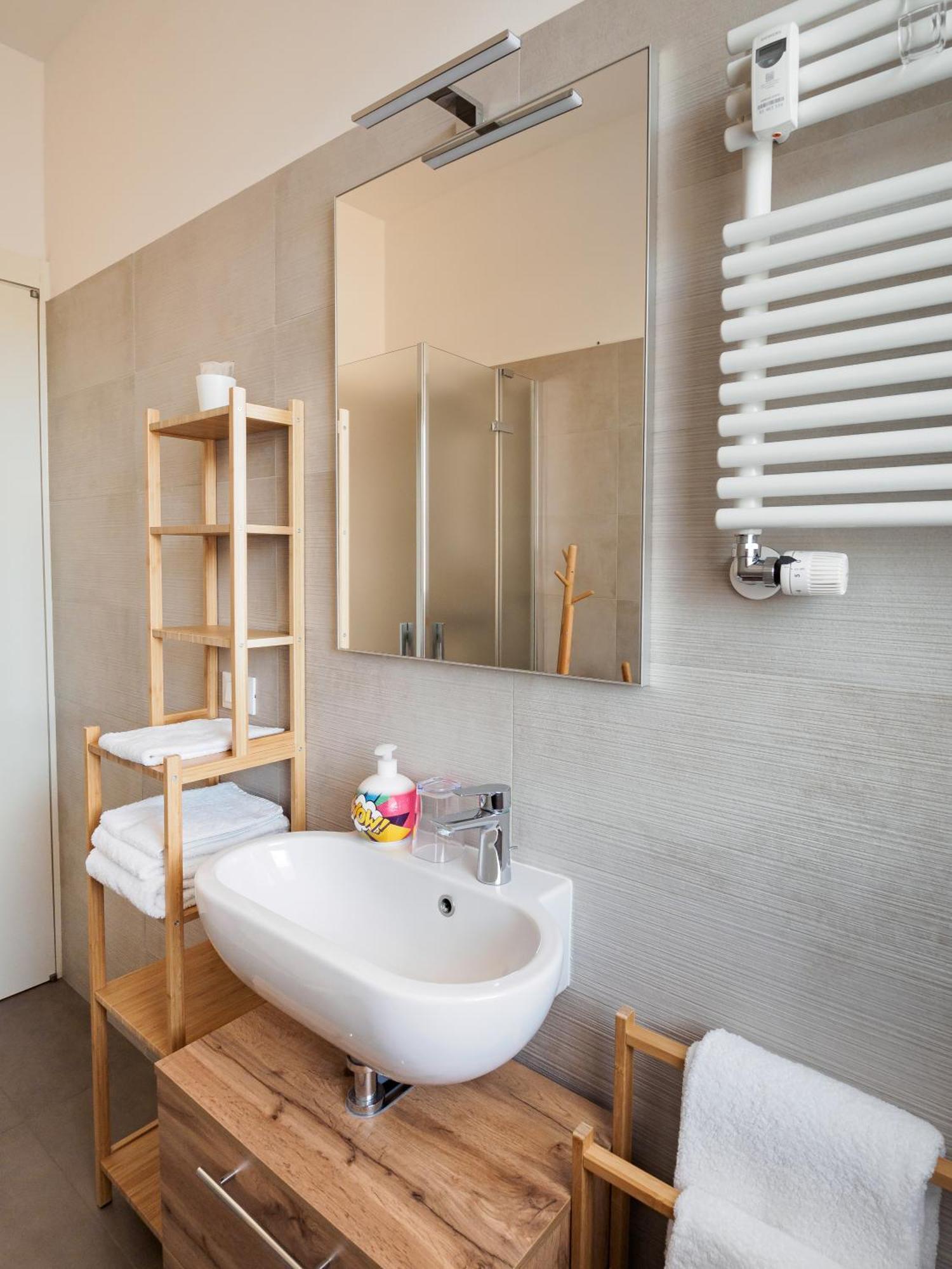 B&B Wiligelmo Intero Appartamento Con Colazione Inclusa Modena Exterior photo